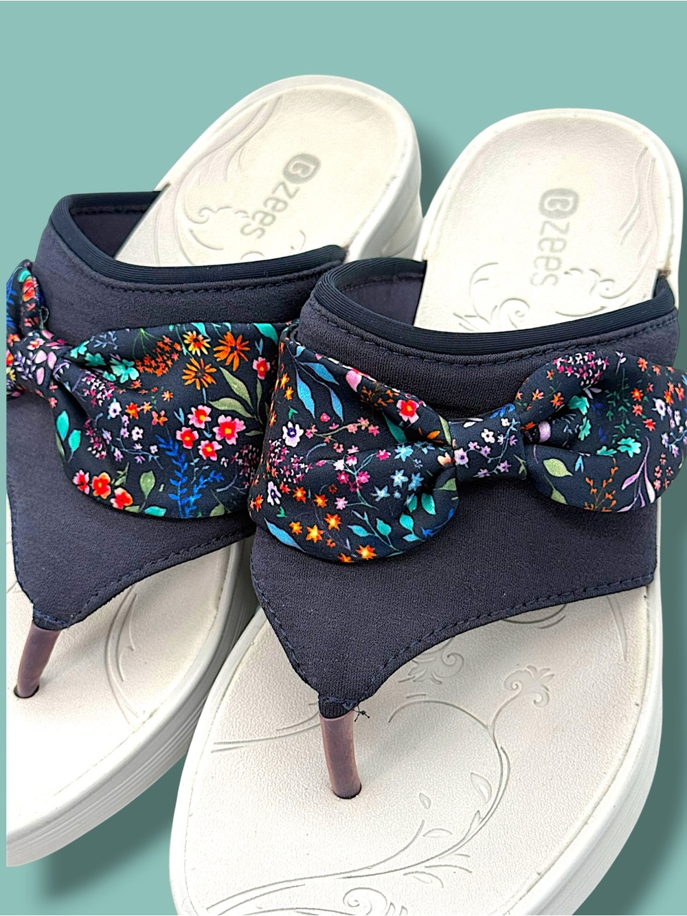 BZees Dancing Queen Floral Wedge Sandals – Cloud 9 Comfort! 🌸✨ - Picture 10 of 10